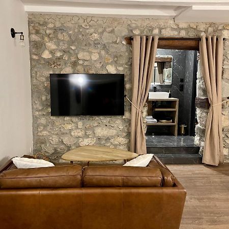 La Loge De Pierre Au Coeur De La Vieille Ville D Άννεσι Εξωτερικό φωτογραφία