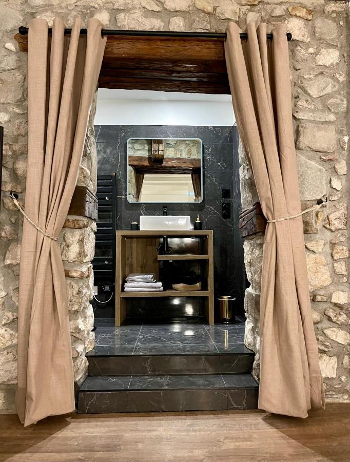 La Loge De Pierre Au Coeur De La Vieille Ville D Άννεσι Εξωτερικό φωτογραφία